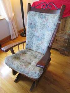 lot 76 image: Wood rocker...