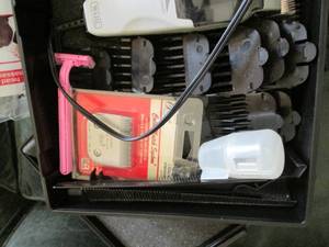 lot 88 image: Wahl trimmer and head massager...