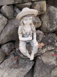 lot 103 image: Girl figure, can hold a fishing rod...