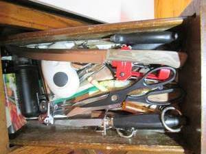 lot 132 image: Lot of knives and more...