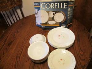lot 138 image: Corelle dishes in open box...