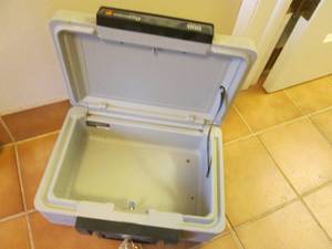 lot 145 image: Sentry safe - key is either not rig...