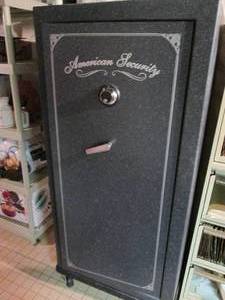 lot 146 image: American Security Gun safe with Gol...