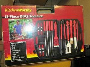 lot 175 image: 18 Piece BBQ set...