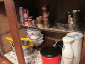 lot 200 image: Canned food and kitchenware in this...