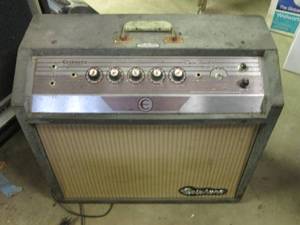 lot 224 image: Epiphone guitar amp...