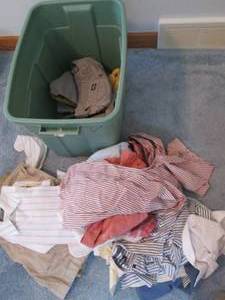 lot 240 image: Tote of Mens dress clothes...