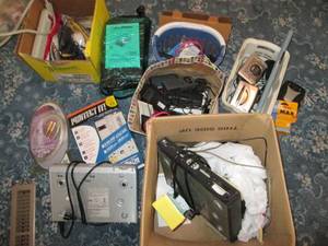 lot 538 image: Lot of electronics, cords and more...