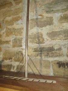 lot 586 image: Rake with wood pegs...