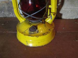 lot 588 image: Antique lantern...