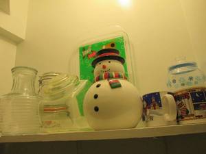 lot 597 image: Lot of vases and christmas...