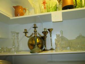 lot 598 image: Glass crystal and metal dcor...