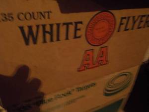 lot 273 image: White Flyer 135 Count Clay Pigeons-...