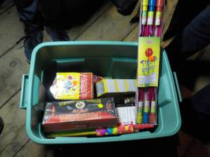 lot 335 image: Variety of FireWorks in covered Tot...