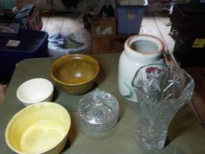 lot 363 image: Vintage Pottery, Glassware and more...
