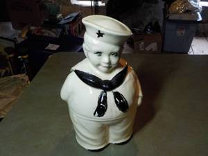 lot 364 image: USA Sailor Cookie Jar- has slight c...