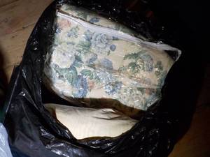 lot 405 image: Huge Lot of Vintage Comforters, Rug...