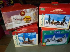 lot 414 image: Christmas Decorating Lot in a cover...
