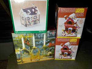 lot 415 image: Christmas Decorating Lot in a cover...