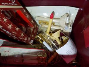 lot 419 image: Large Assortment of Christmas Dco...