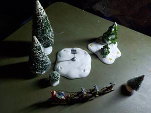 lot 464 image: Dept 56 Accessories...