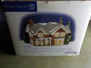 lot 468 image: dept 56 Farmhouse...