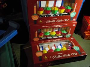 lot 488 image: Classic 7 Bubble Lights -set of 3...