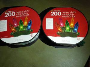 lot 495 image: Set of 2 Holiday Times 200 Mini Lig...