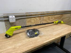 lot 55 image: RYOBI 40-Volt Lithium-Ion Cordless Battery String Trimmer (Tool Only)