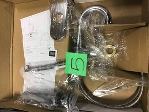 Veletto 4 in. Centerset Single-Handle Bathroom Faucet in StarLight Chrome by GROHE in good condition