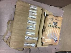 Sweetheart 750 Series Socket Wood Chisel Set (8-Piece) by Stanley in good condition
