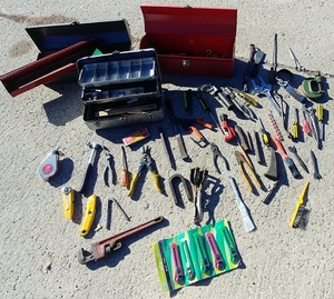 lot 88 image: Toolboxes with Tools