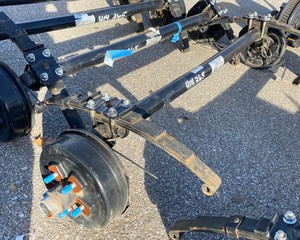 lot 45 image: Trailer Axle