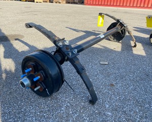 lot 42 image: Trailer Axle