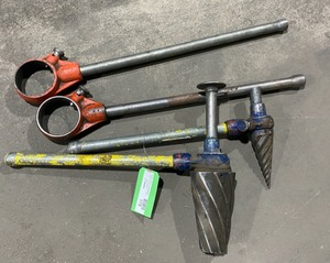 lot 175 image: Pipe Cutting Tools