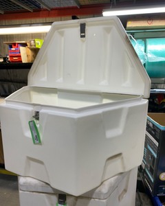 lot 138 image: New White Poly Storage Box with Hinged Lid Toolbox