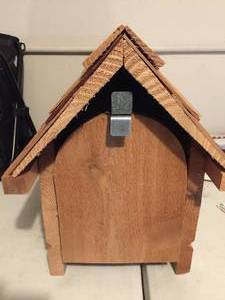 lot 31 image: Cedar Craft Mailbox