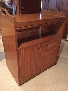 lot 83 image: Wooden Kitchen Storage Cart On Wheels