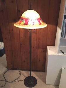lot 88 image: Ornate Floor Lamp With Glass Shade