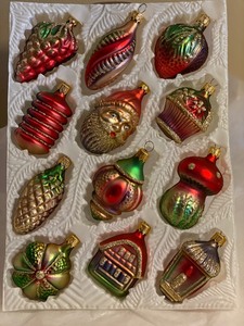 lot 105 image: Christmad Ornamnent Collection