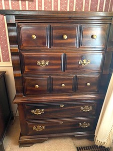 lot 24 image: Vintage Dresser with Brass Drawer Pulls