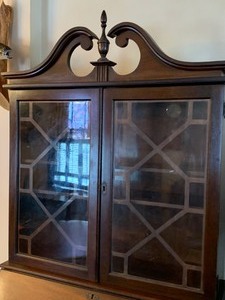 lot 35 image: Antique Secretary Cabinet