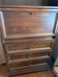 lot 36 image: Bookshelf with Drop Front Cabinet