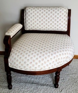 lot 26 image: Petite Mahogany Armchair