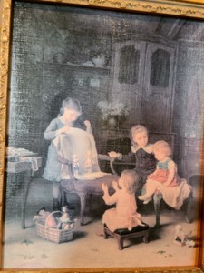 lot 32 image: Small Antique Framed Painting