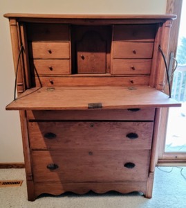 lot 38 image: Antique Oak Secretary