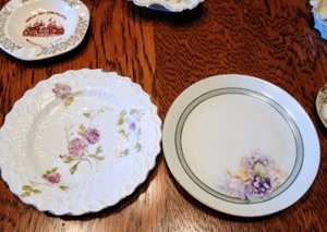 lot 50 image: Large Lot of VintageAntique China