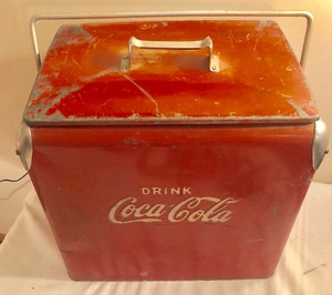 lot 6 image: Coca-Cola Vintage Cooler