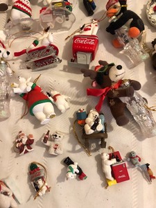 lot 60 image: Lot of 50 Coca-Cola Ornaments