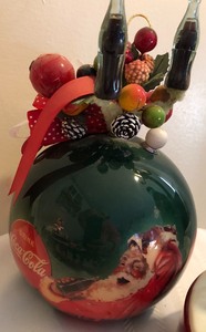 lot 113 image: Coca-Cola Collection Items